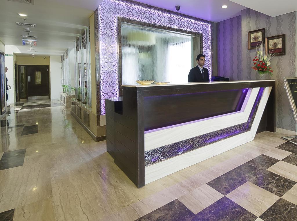 Hotel Jivitesh Дели Экстерьер фото
