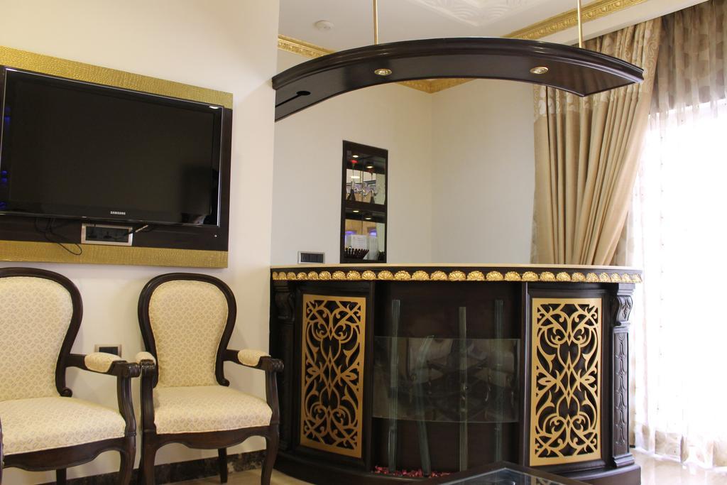 Hotel Jivitesh Дели Экстерьер фото