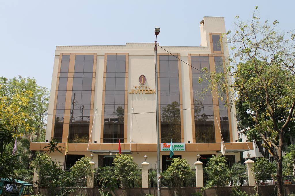 Hotel Jivitesh Дели Экстерьер фото