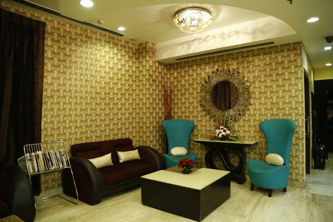 Hotel Jivitesh Дели Экстерьер фото