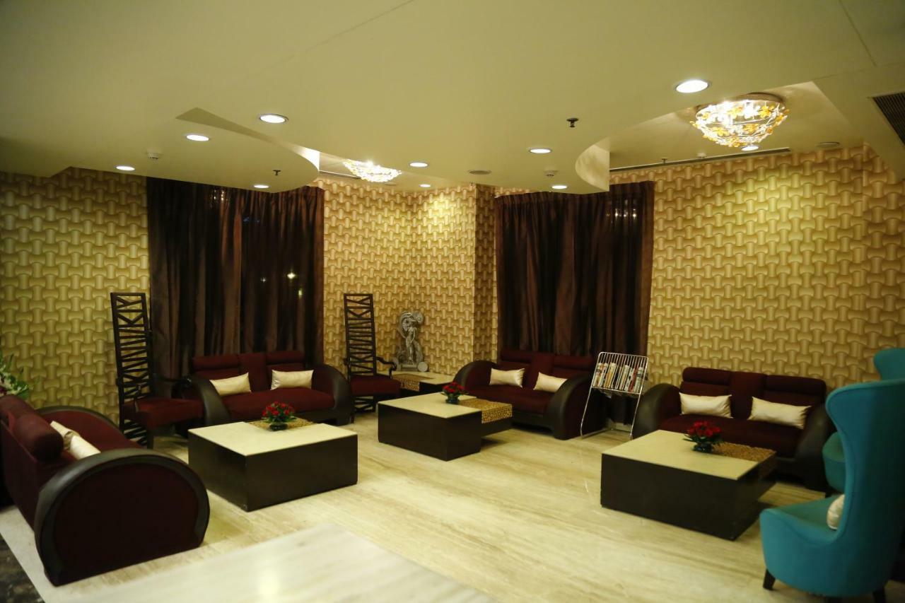 Hotel Jivitesh Дели Экстерьер фото
